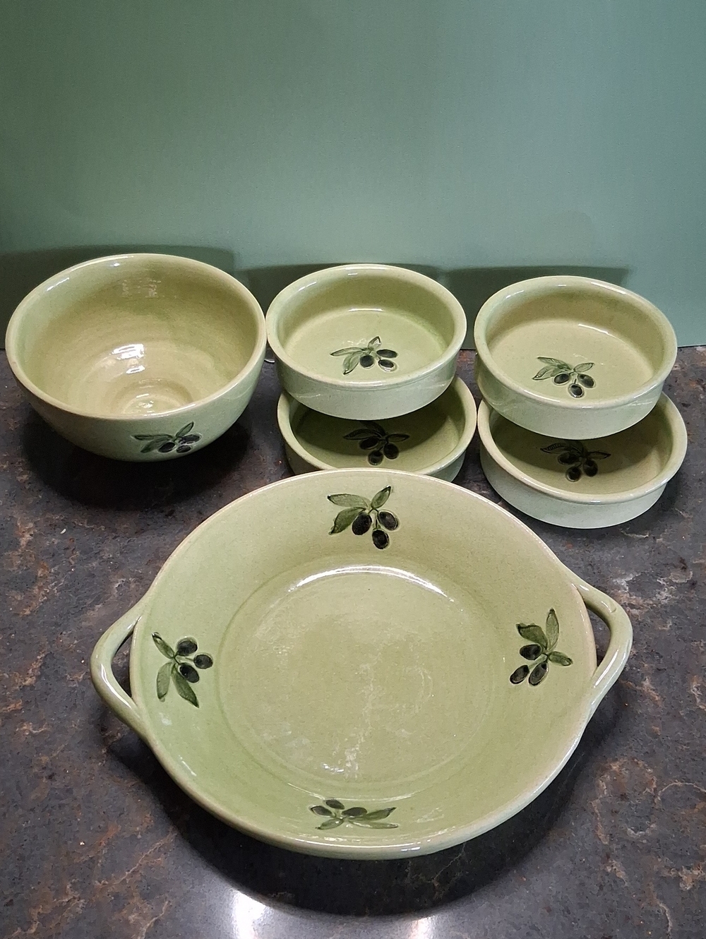 Vintage French Soleil de Provence Artisan Pottery 6 pieces Green w/Olive Motif